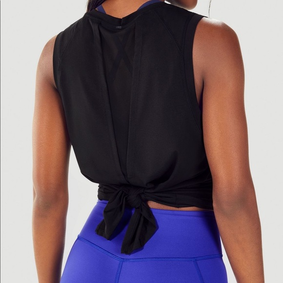 Fabletics work out tank with mesh back - Picture 2 of 10